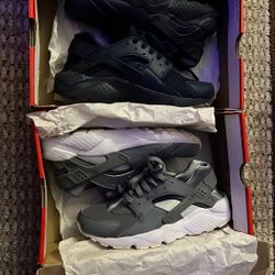 2 Pair Of Nike Huarache $50