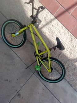 DK Bicycle 20in BMX