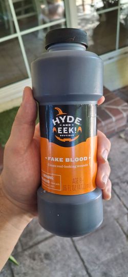 Hyde & EEK! Boutique Fake Blood – 16 fl oz Halloween Special Effects