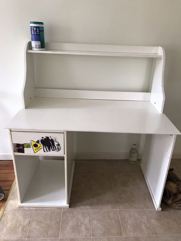 New And Used White Desk For Sale In Queens Ny Offerup