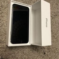 Iphone SE 64GB Open Box