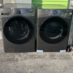 Washer And Dryer Set Gas  Black Stainless.  LG 