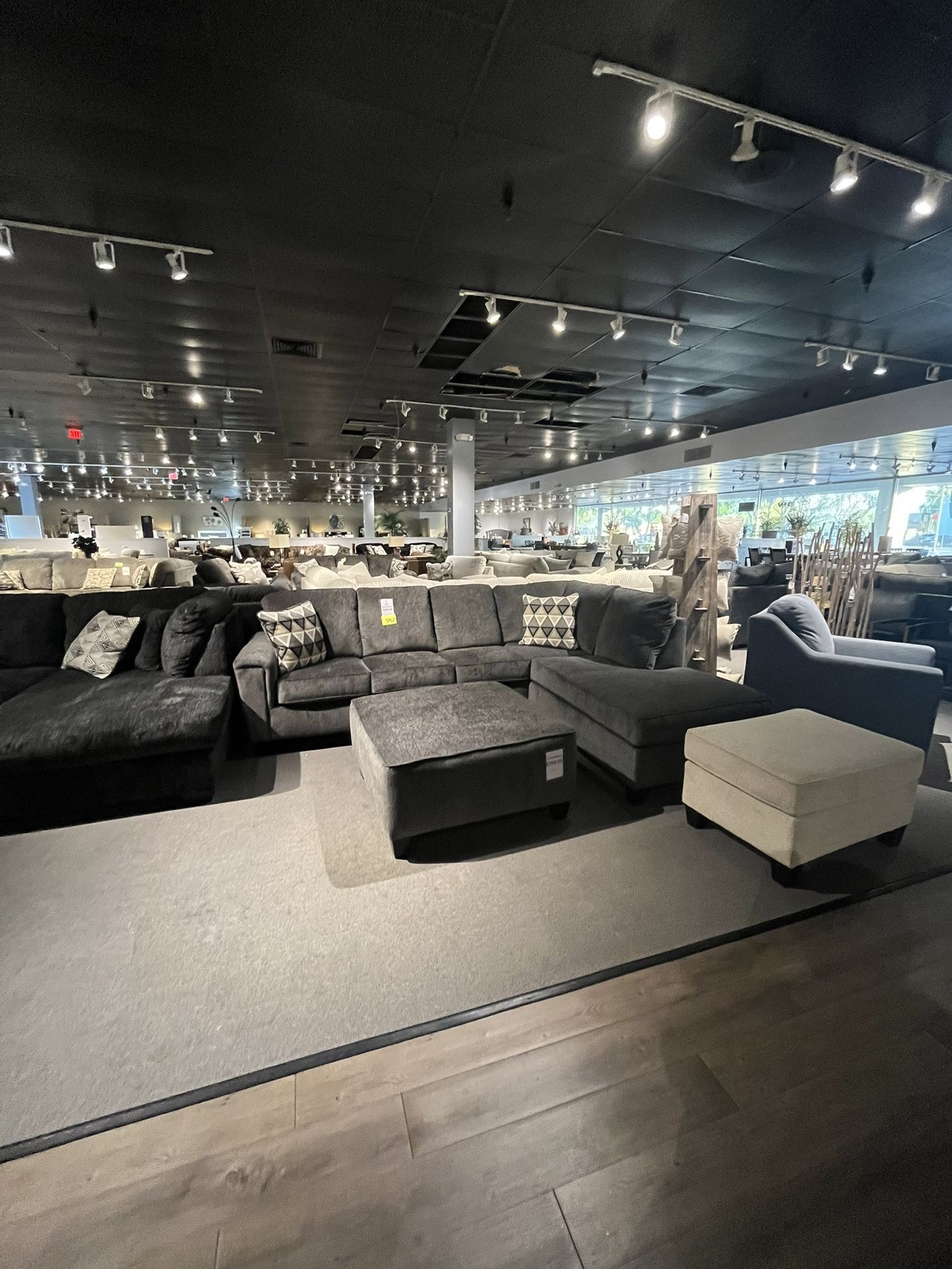 Grey 2PC Chaise Sectional Couch