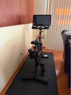Peloton Bike