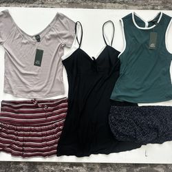 Wild Fable Bundle of 5 pcs Size M — $20