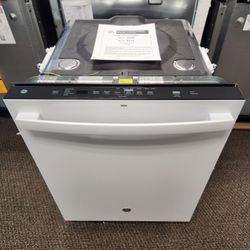24 in. Top Control Built-In Tall Tub Dishwasher in White with 3rd Rack, Bottle Jets, and 45 dBA
