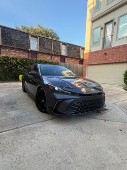 2025 Toyota Camry Hybrid
