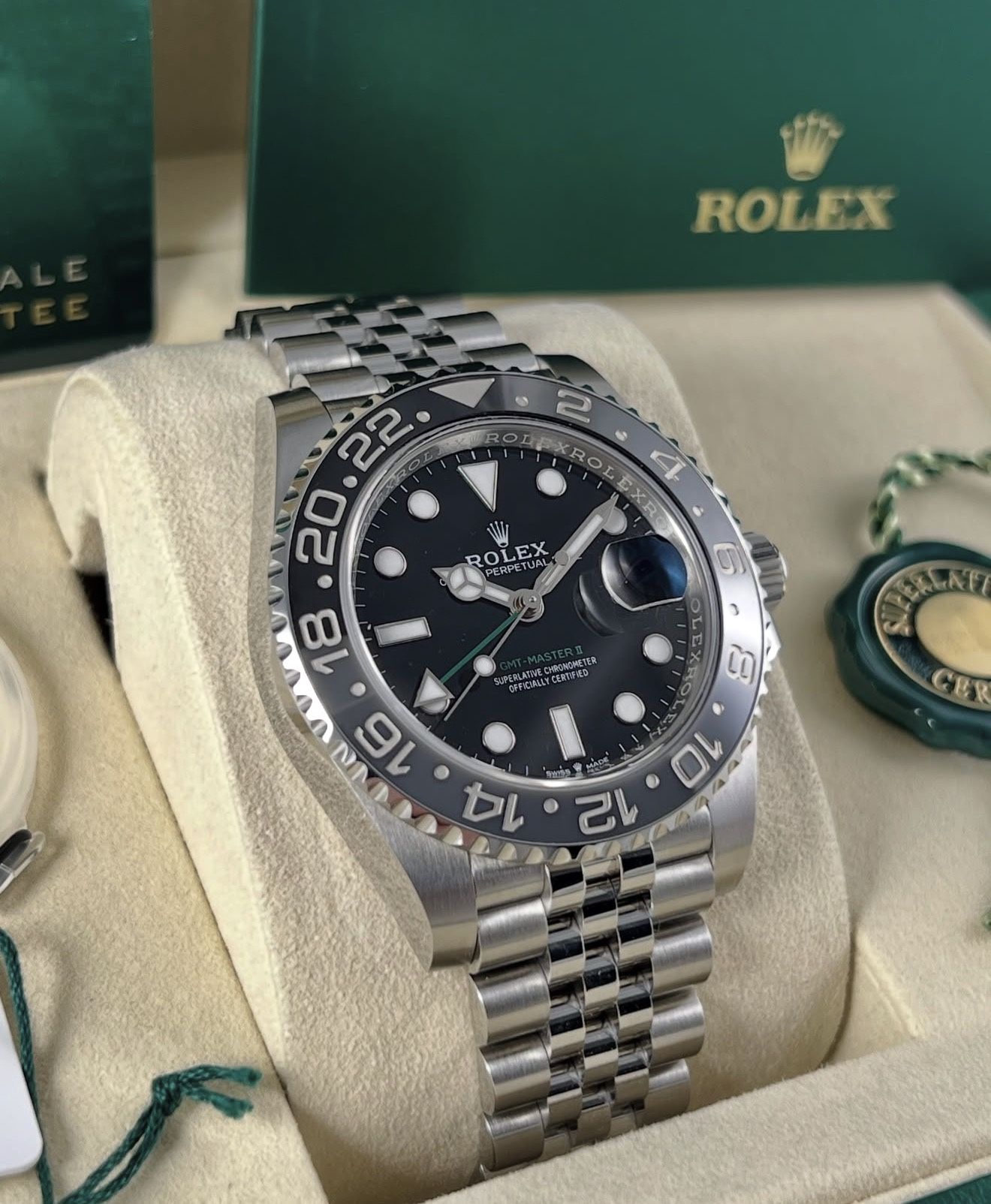 New RLX 126710GRNR GMT Master BRUCE WAYNE Jubilee (FULL SET)