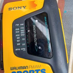 Vintage Sony Sports Am/fm Cassette Walkman
