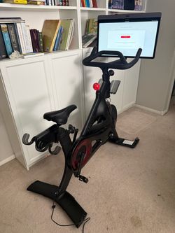 Peloton Bike plus Accessories Bundle