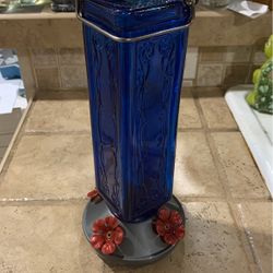Blue Glass Hummingbird Feeder