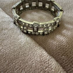 Vintage Silver-Tone Lattice Stretch Bracelet - Clear Crystal Rhinestone Cuff