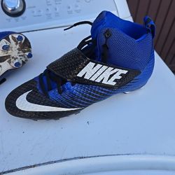 Nike Lunarbeast Elite Football Cleats