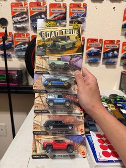Hot wheels  premium 2026 road trip completed set 1-5 Toyota Subaru Mercedes