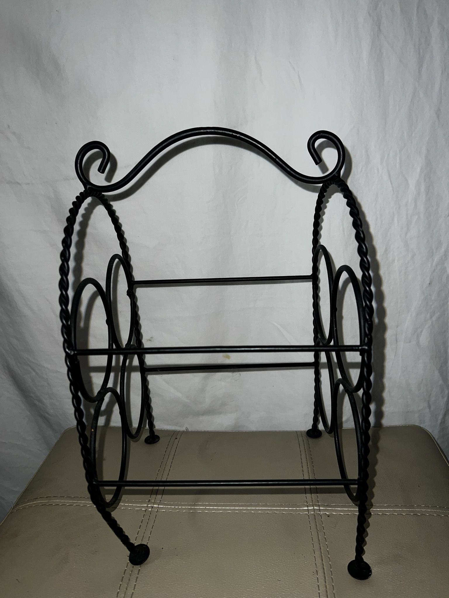 Wine bottle Display Holder