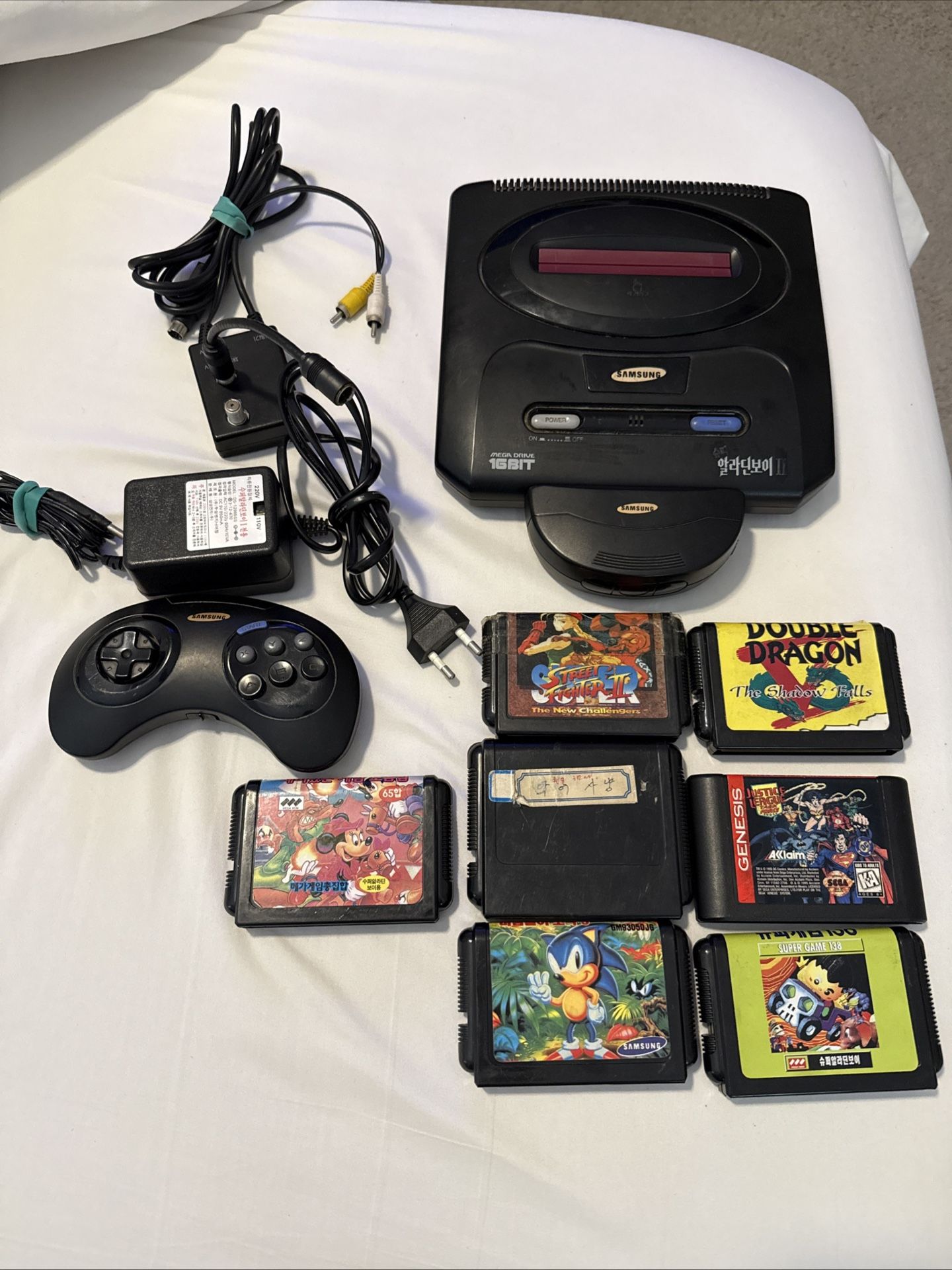 SAMSUNG Korean Version Console Mint Set Korea Ultra Rare Grail 220v Plug + Games