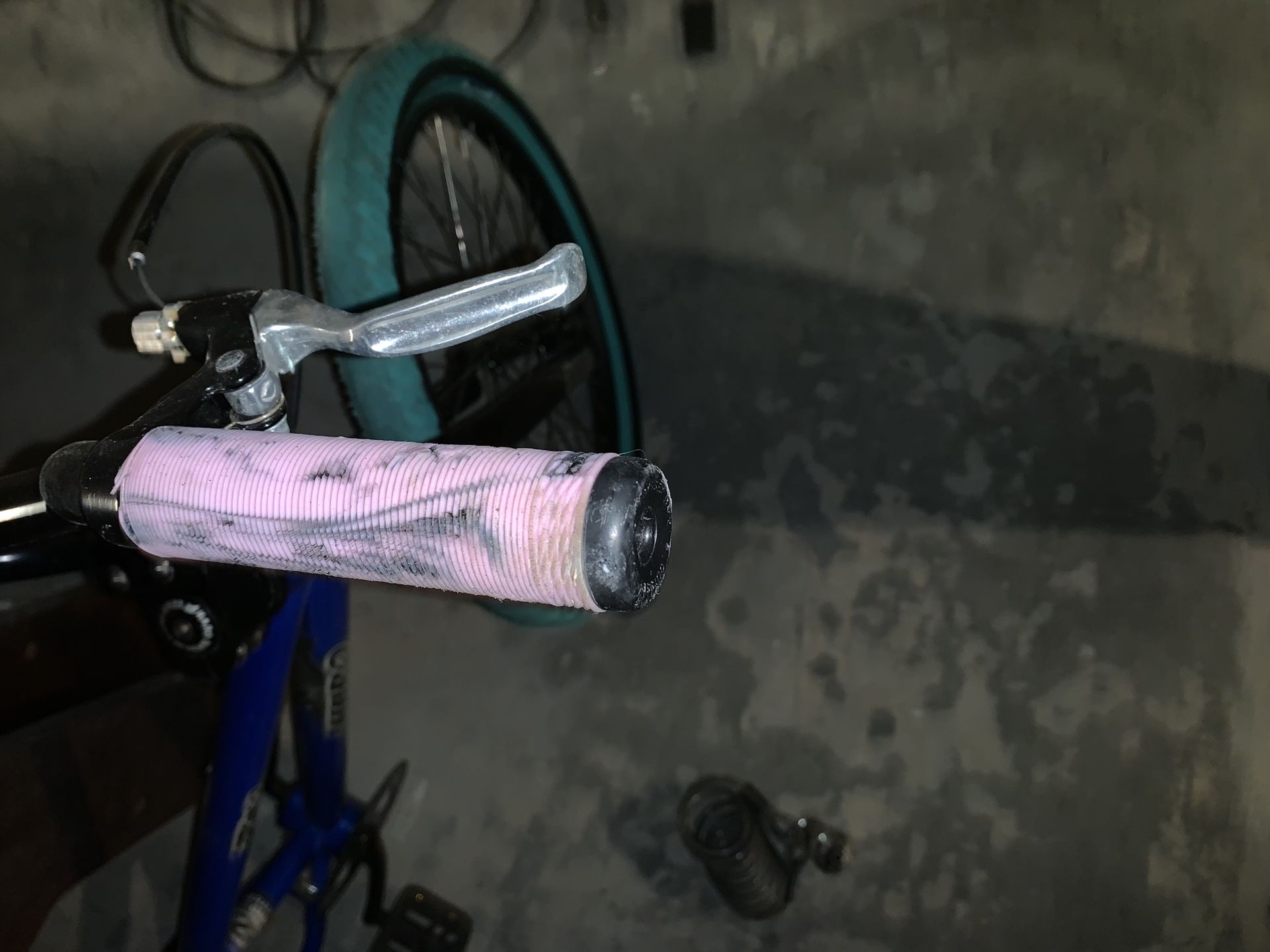 Haro bmx bike (READ)
