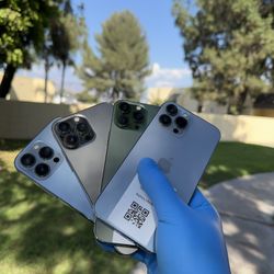 iPads 5 / 6 / 8 / Pro