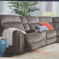 Reclining Sectional Sofa 
