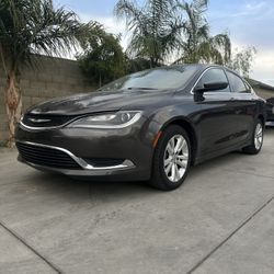 2016 Chrysler 200