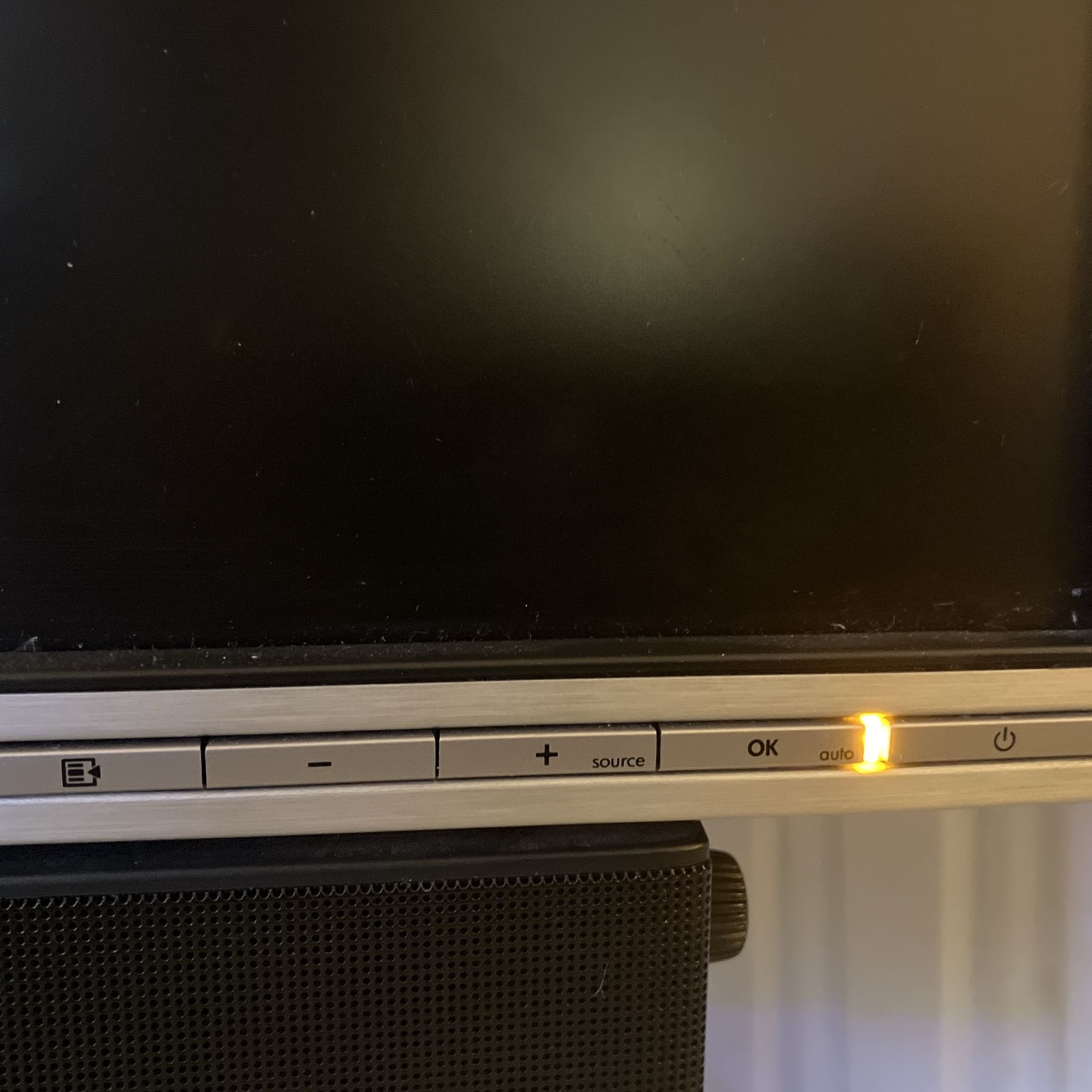HP COMPAQ MONITOR! must go asap