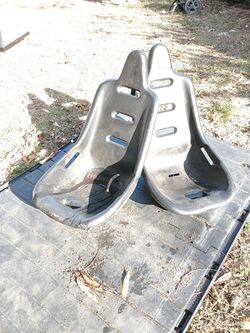 VW racing front bucket seats