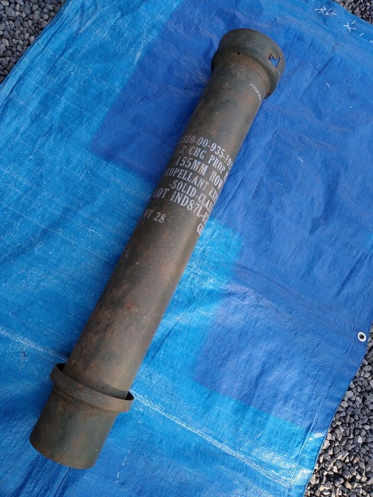 Howitzer M1 155mm Propellant empty Canister - vintage