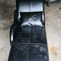 Nice Leather Love Seat