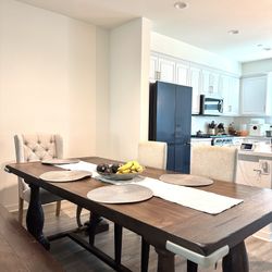Dining table set