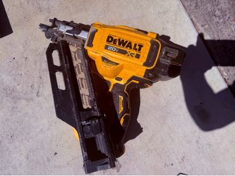 Dewalt 20 Volt 30° Cordless Framing Nailer