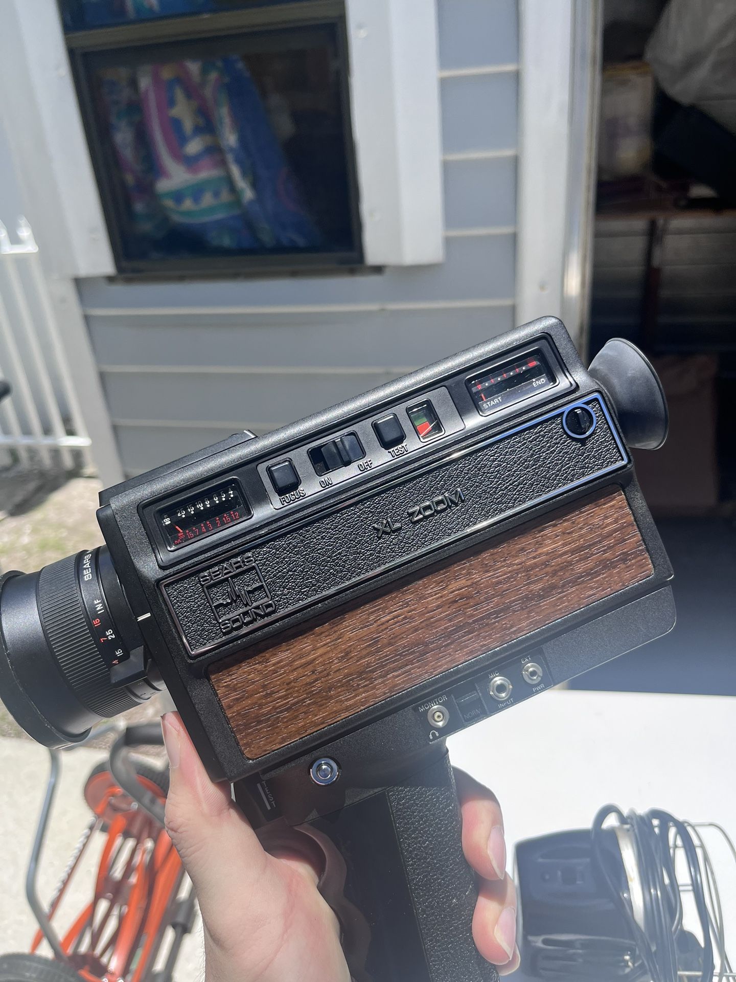 Vintage Super 8 XL Zoom Movie Camera + Mic, Cables & Leather Bag (Untested)