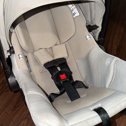 NUNA PIPA URBN BABY CAR SEAT