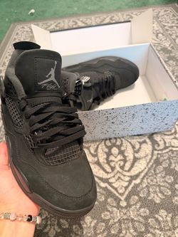 Jordan 4 Black Cat