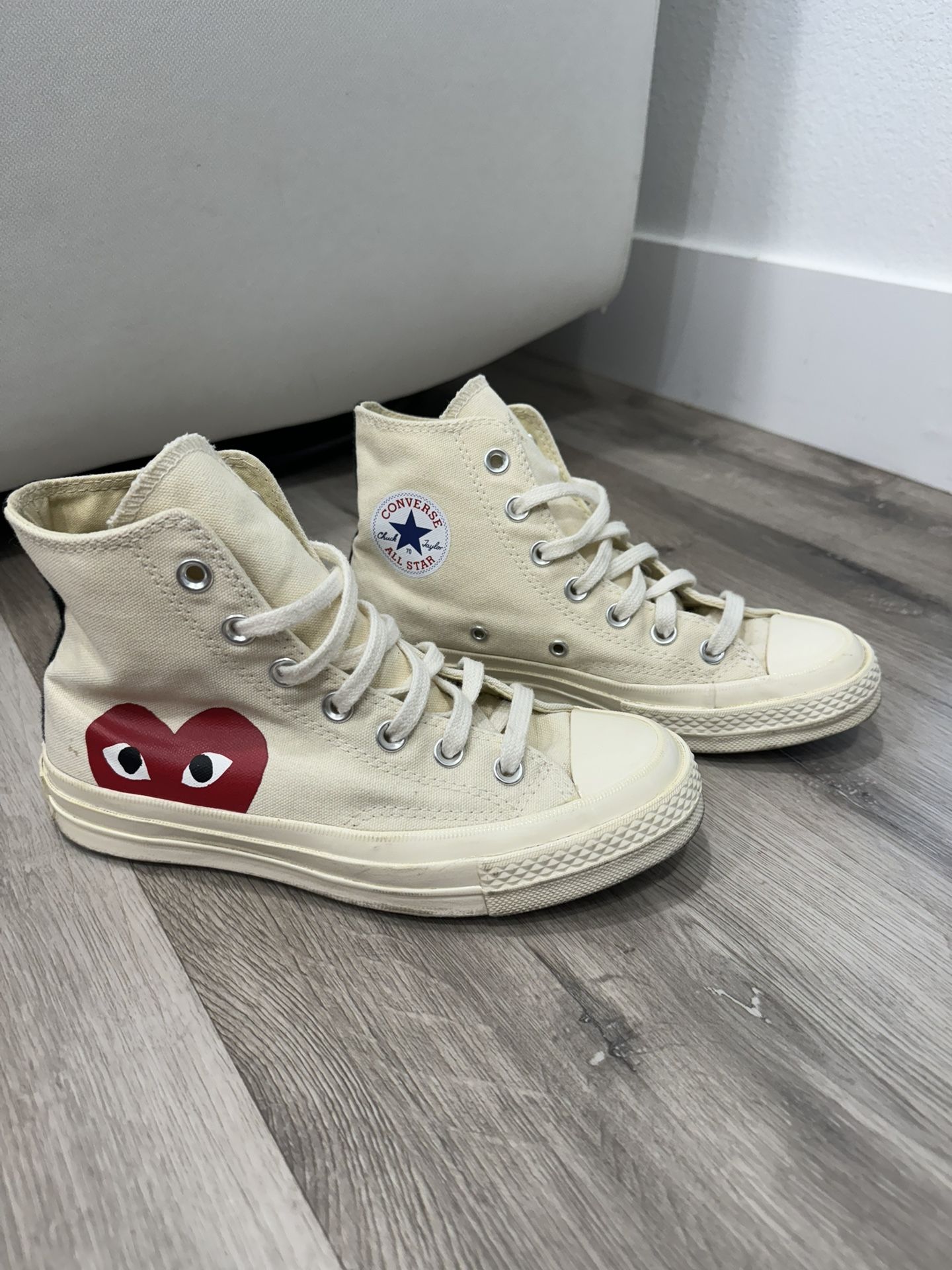 CDG X Converse Women’s Size 6!