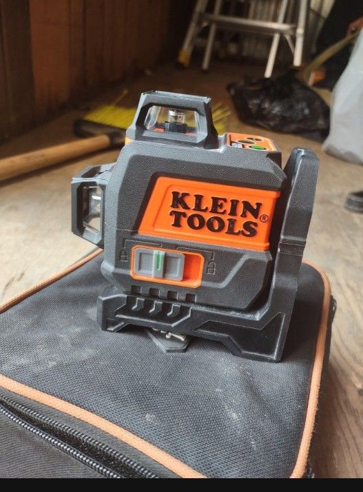 Klein Tools Compact Green Planar Self-Leveling 360° Laser Level