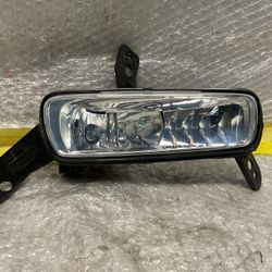 2018-2021 FORD EXPEDITION RIGHT PASSENGER FRONT FOG LIGHT