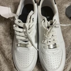 Tommy Hillfiger