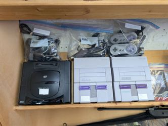 Vintage Video Game Consoles(Sega Saturn, Nintendo SNES) Works / Functions