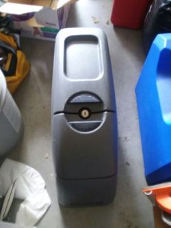 Minivan dodge and chrysler storage