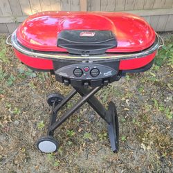 COLEMAN ROADTRIP GRILL RED for Sale in Boring, OR - OfferUp