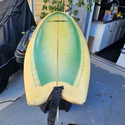 Jonathan Hyland Surfboard, 6'8", needs repair, see pics, still has life