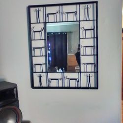 Decorative Metal Frame Wall Mirror