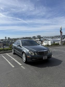 Mercedes E(contact info removed)