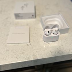 AirPods 4 With Noise Cancellation
