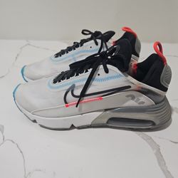 New Nike  Vintage  10 Half  