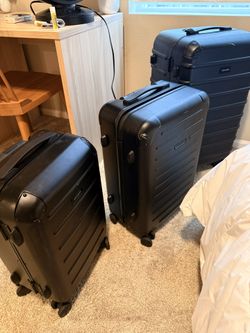 Solgaard Luggage Set
