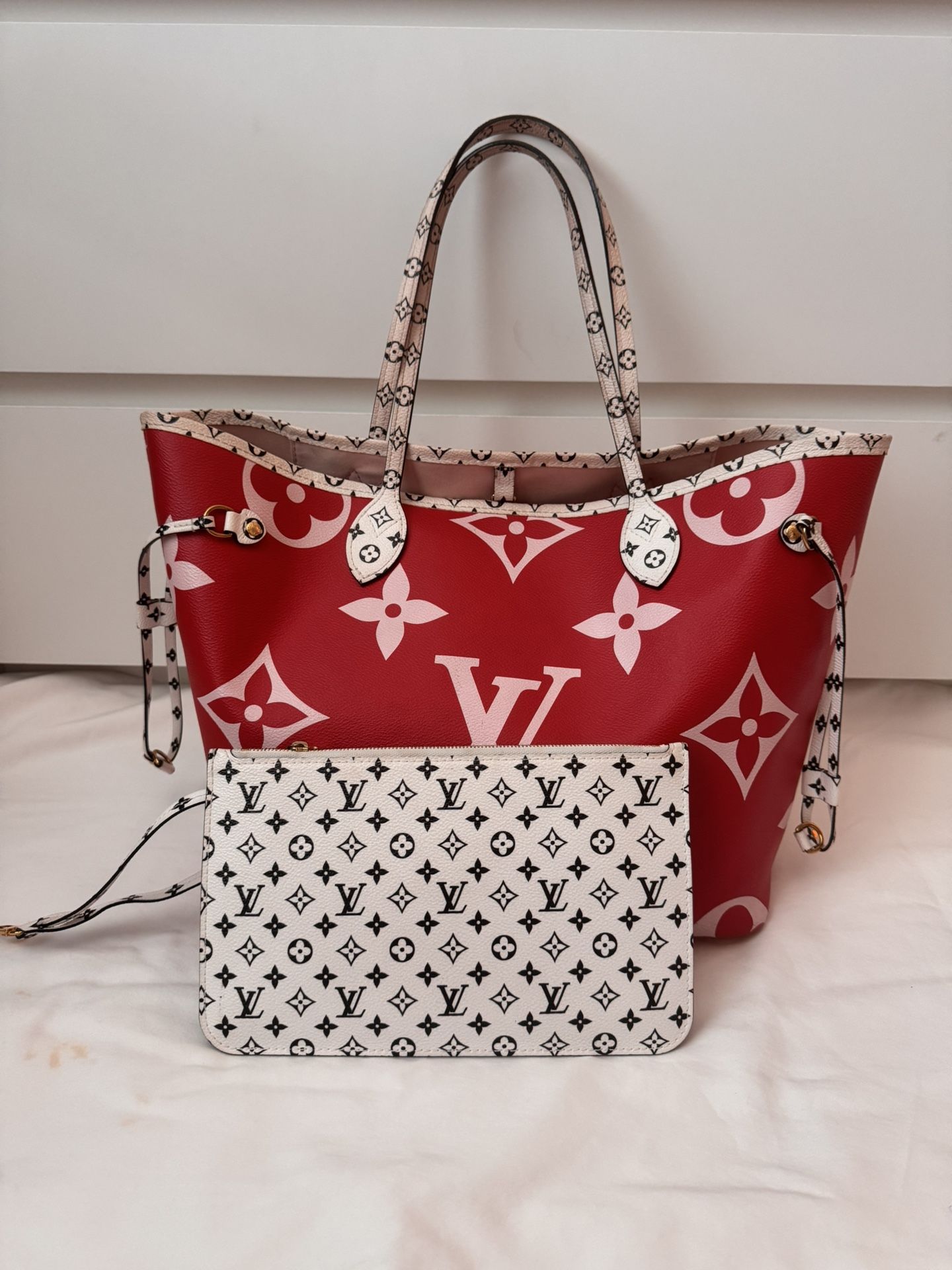 Louis Vuitton Neverfull MM Authentic Limited Edition Colored Monogram Giant MM