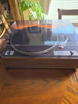 Pioneer PL10 Turntable