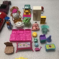 Miniature Doll House Furniture 