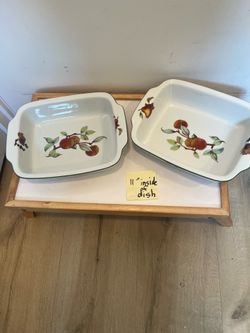 2 Casserole dishes Made in England- safe oven to table, Evesham Vale